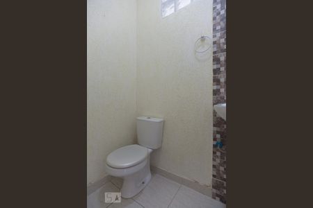 Casa à venda com 90m², 3 quartos e 2 vagasLavabo