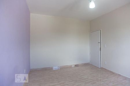 Casa à venda com 90m², 3 quartos e 2 vagasSuíte