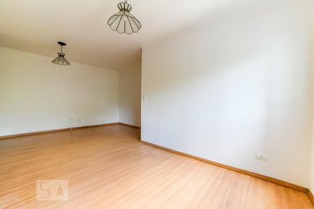 Apartamento para alugar com 70m², 2 quartos e 1 vagaSala