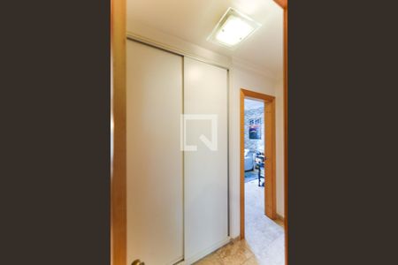 Corredor de apartamento à venda com 3 quartos, 163m² em Vila Andrade, São Paulo
