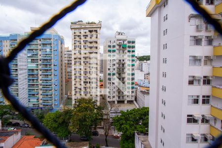 Vista da Sala de apartamento para alugar com 2 quartos, 80m² em Santa Rosa, Niterói