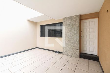 Casa à venda com 130m², 3 quartos e 2 vagasGaragem 