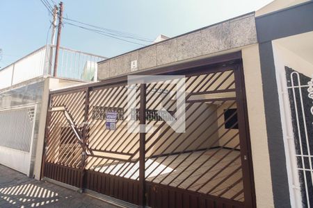 Casa à venda com 130m², 3 quartos e 2 vagasFachada 