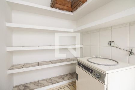 Casa à venda com 130m², 3 quartos e 2 vagasÁrea de Serviço 