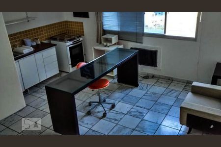 cozinha de apartamento para alugar com 1 quarto, 47m² em Vila Tramontano, São Paulo