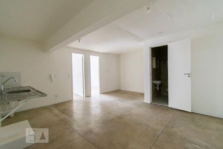 Cozinha e Sala de apartamento para alugar com 2 quartos, 38m² em Guará Ii, Brasília