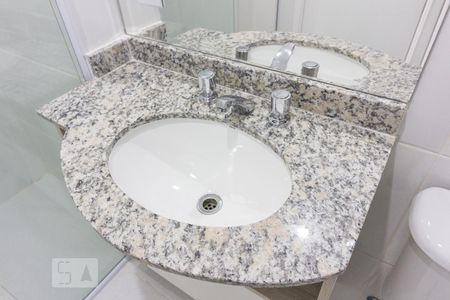 Banheiro de apartamento para alugar com 2 quartos, 58m² em Vila Dom Pedro Ii, São Paulo