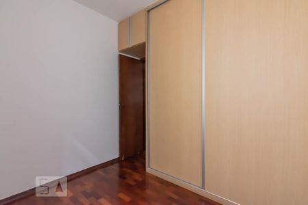 Quarto 1 de apartamento para alugar com 3 quartos, 140m² em Santo Antônio, Belo Horizonte