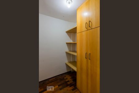 Apartamento para alugar com 140m², 3 quartos e 1 vaga Apartamento para alugar com 140m², 3 quartos e 1 vagaQuarto de Serviço
