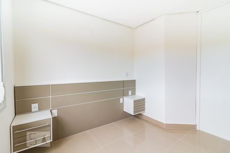 Dormitório2 de apartamento à venda com 2 quartos, 70m² em Partenon, Porto Alegre
