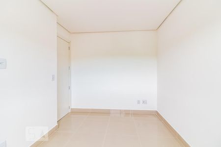 Dormitório de apartamento à venda com 2 quartos, 70m² em Partenon, Porto Alegre