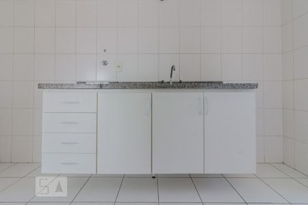Apartamento para alugar com 75m², 2 quartos e 2 vagas Apartamento para alugar com 75m², 2 quartos e 2 vagasCozinha