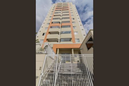 Apartamento para alugar com 75m², 2 quartos e 2 vagas Apartamento para alugar com 75m², 2 quartos e 2 vagasFachada