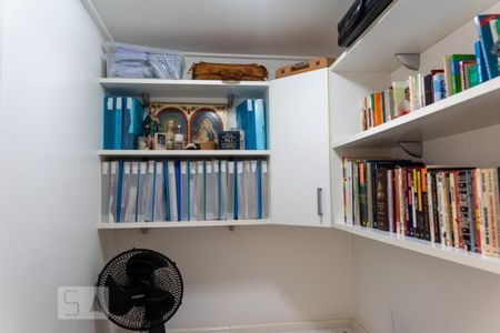 Apartamento à venda com 110m², 3 quartos e 3 vagas Apartamento à venda com 110m², 3 quartos e 3 vagasEscritório