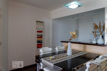Apartamento à venda com 110m², 3 quartos e 3 vagas Apartamento à venda com 110m², 3 quartos e 3 vagasSala de Jantar