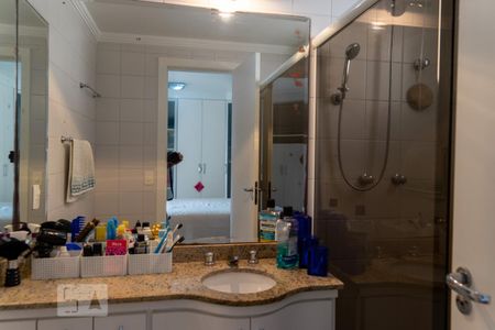 Apartamento à venda com 110m², 3 quartos e 3 vagas Apartamento à venda com 110m², 3 quartos e 3 vagasBanheiro da Suíte