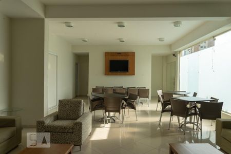 Apartamento à venda com 110m², 3 quartos e 3 vagas Apartamento à venda com 110m², 3 quartos e 3 vagasÁrea comum - Salão de festas