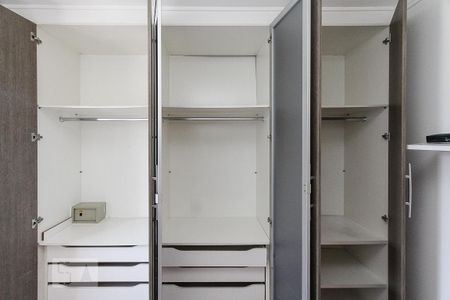 Quarto 02 de apartamento para alugar com 2 quartos, 54m² em Vila Bertioga, São Paulo
