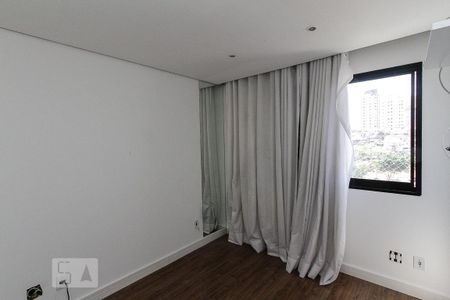 Quarto de apartamento para alugar com 2 quartos, 54m² em Vila Bertioga, São Paulo