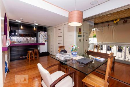 Sala de Jantar de apartamento para alugar com 2 quartos, 77m² em Laranjeiras, Rio de Janeiro
