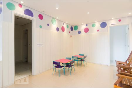 Apartamento à venda com 66m², 2 quartos e 1 vagaSalão  de Festa Infantil 