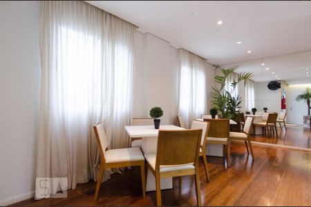 Apartamento à venda com 66m², 2 quartos e 1 vagaSalão  de Festa 