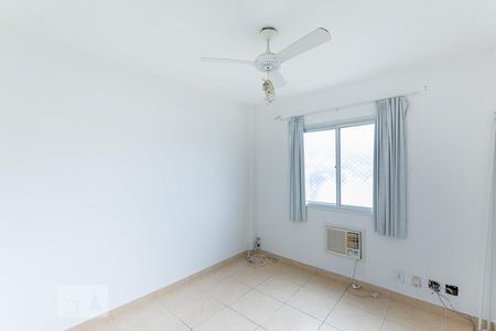 Quarto 1 de apartamento à venda com 2 quartos, 52m² em Sapê, Niterói