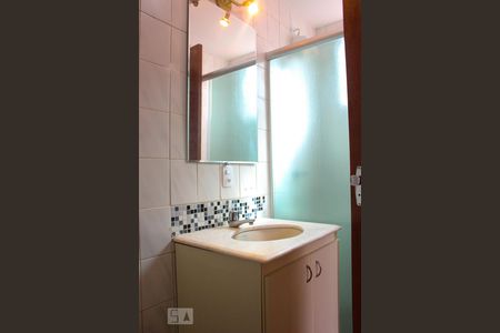 Casa à venda com 100m², 3 quartos e sem vaga