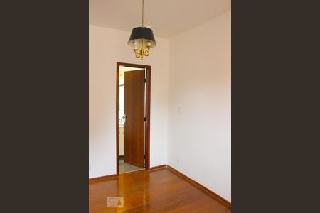 Casa à venda com 100m², 3 quartos e sem vaga