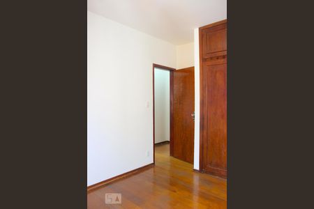 Casa à venda com 100m², 3 quartos e sem vaga