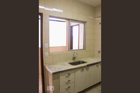 Casa à venda com 100m², 3 quartos e sem vaga