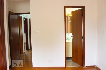 Casa à venda com 100m², 3 quartos e sem vaga