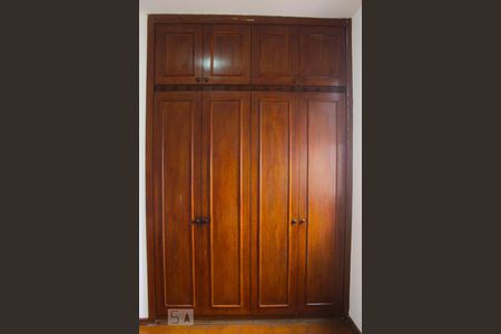 Casa à venda com 100m², 3 quartos e sem vaga