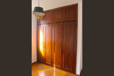 Casa à venda com 100m², 3 quartos e sem vaga