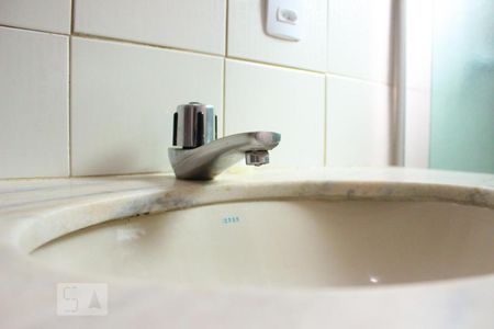 Casa à venda com 100m², 3 quartos e sem vaga