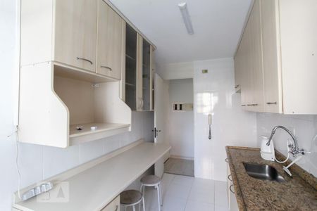 Apartamento para alugar com 55m², 2 quartos e 1 vaga Apartamento para alugar com 55m², 2 quartos e 1 vagaCozinha