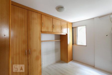 Quarto 1 de apartamento para alugar com 2 quartos, 55m² em Vila Parque Jabaquara, São Paulo