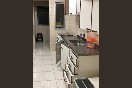 Apartamento para alugar com 61m², 2 quartos e 1 vagaCozinha