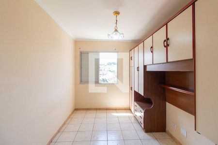 Quarto 1 de apartamento para alugar com 2 quartos, 61m² em Jardim Ester, São Paulo