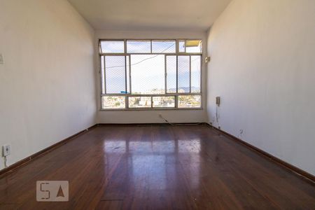 Sala de apartamento para alugar com 2 quartos, 75m² em Olaria, Rio de Janeiro