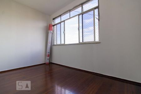 Quarto 1 de apartamento para alugar com 2 quartos, 75m² em Olaria, Rio de Janeiro