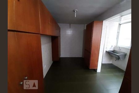 Cozinha de apartamento à venda com 2 quartos, 95m² em Icaraí, Niterói