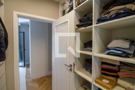 Apartamento à venda com 190m², 3 quartos e 3 vagasCloset da Suíte 3
