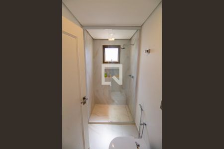 Apartamento à venda com 190m², 3 quartos e 3 vagasBanheiro da Suíte 2