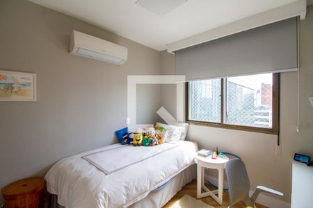 Apartamento à venda com 190m², 3 quartos e 3 vagasSuíte 1