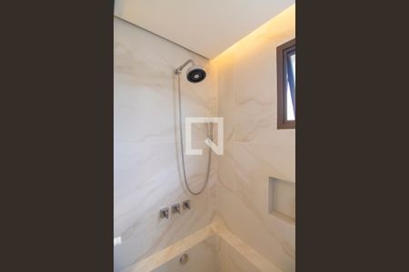 Apartamento à venda com 190m², 3 quartos e 3 vagasBanheiro da Suíte 3