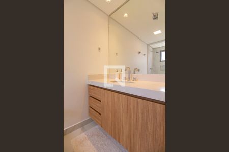 Apartamento à venda com 190m², 3 quartos e 3 vagasBanheiro da Suíte 2