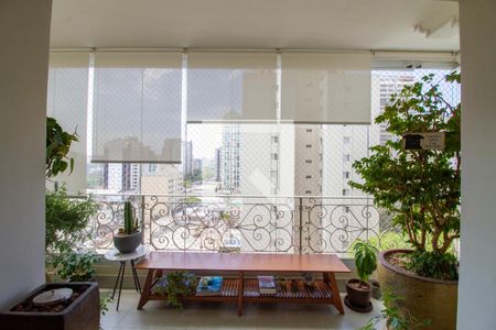 Apartamento à venda com 190m², 3 quartos e 3 vagasVaranda