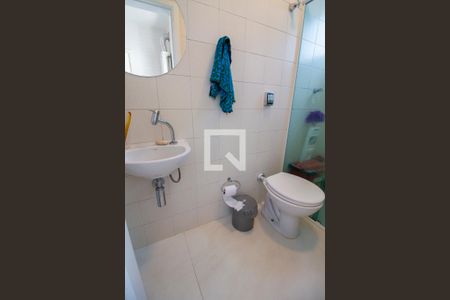 Apartamento à venda com 190m², 3 quartos e 3 vagasBanheiro de Serviço