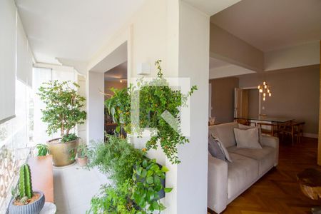 Apartamento à venda com 190m², 3 quartos e 3 vagasVaranda